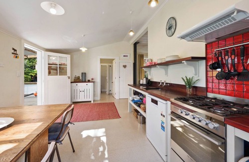 National Park Village House | Beautifully Refurbished Historic Railway Cottage