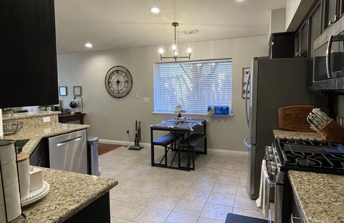 Chico House | Beautifully Remodeled home close to Downtown and many more amenities