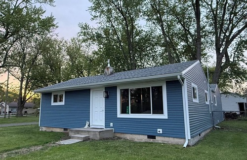 Gypsum House | Beautifully remodeled house that sleeps 10 by Lake Erie Fun.
