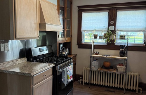 Havre De Grace House | Beautifully renovated home, steps from the Havre de Grace Lighthouse