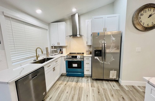 Heather Gardens House | Beautifully Renovated 5-Bedroom Ranch Home in Prime Aurora Neighborhood