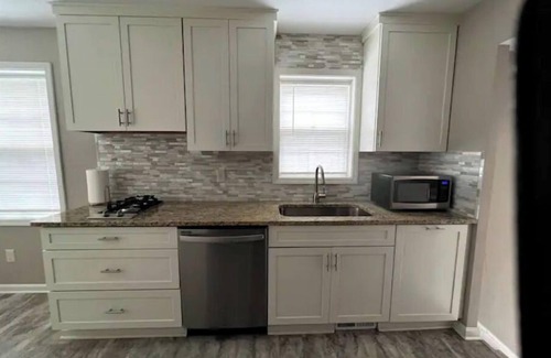 Beachwood House | Beautifully Renovated, Luxury Home in Beachwood OH