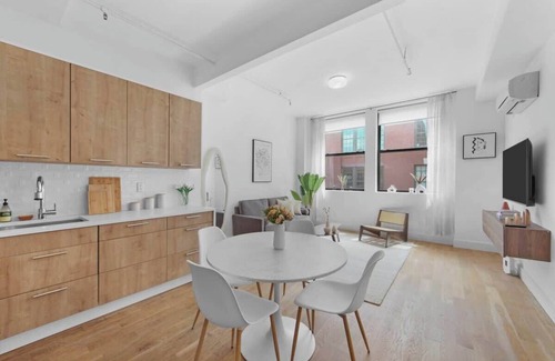 Hell's Kitchen Apartment | Beautifully Renovated 1 bedroom in Prime Manhattan