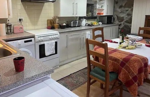 Lohuec Cottage | Beautifully restored cottage in rural setting close to the coast