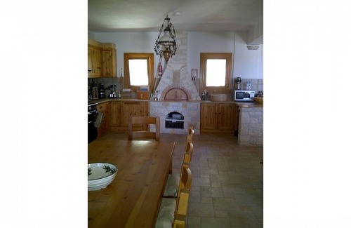 Barbati Villa | Beautifully Restored Olive Press, Private Pool, Jacuzzi, Stunning Sea Views 5 mins to Nissaki Resort