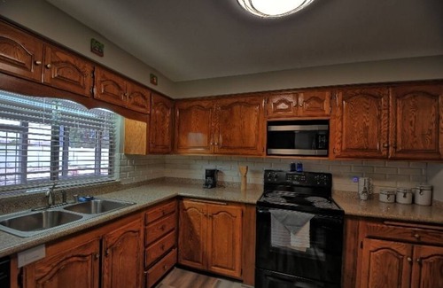 Townsite House | Beautifully updated historical home in the heart of Henderson