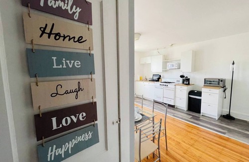 Elkins Park Apartment | Beautifully updated 1-bedroom apartment with hardwood floors and a modern kitchen. Located near downtown and the train station, with easy access to dining, shopping, and surrounding neighborhoods.