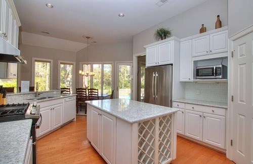 Heritage Woods House | Beautifully Decorated Beach Home in Sea Pines w/Private Pool/Spa, Walk to Beach