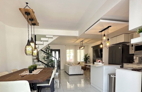 Puerto Barillas House | Beautyful deluxe house