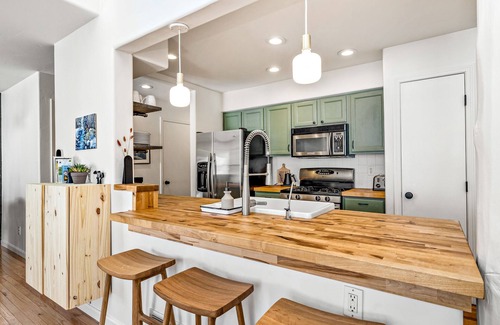 Edwards House | BEAVER CREEK/AVON - Designer House - walk to town, 5 min to ski, bike, hike