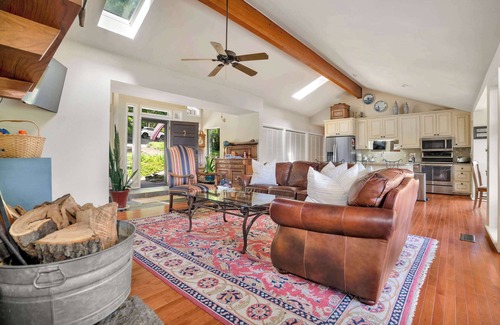 Lowell House | Beaver Lake Oasis | Backyard Lake Access | 6 beds
