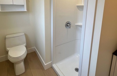 Grey Highlands Apartment | Beaver Valley - Lake Eugenia - Carriage House Apartment - Skiing - Hiking