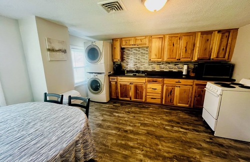 Beavercreek Apartment | Beavercreek Bluebird Retreat: Spacious & pet-friendly with large fenced-in yard