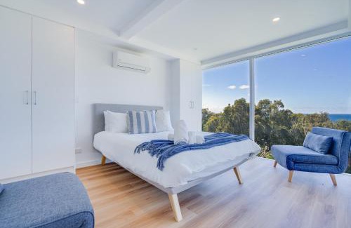 Forster House | Becker Bliss - Ocean views, 5 bedrooms, sleeps 12