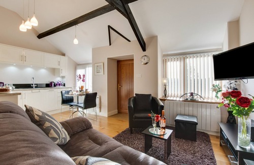 Trawsfynydd House | Becws Clyd - One Bedroom House, Sleeps 2