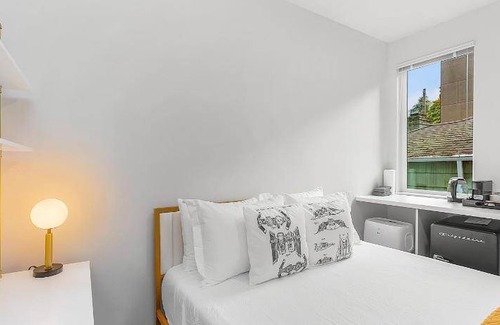 North Queen Anne Bed & Breakfast | Bed and breakfast ∙ 1 bedroom ∙ 2 guests