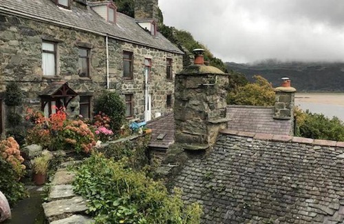Barmouth Bed & Breakfast | Bed and breakfast