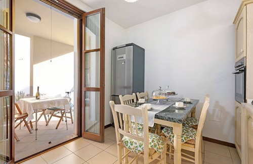 Mantua House | Bed and Breakfast "La Villa" with Balcony