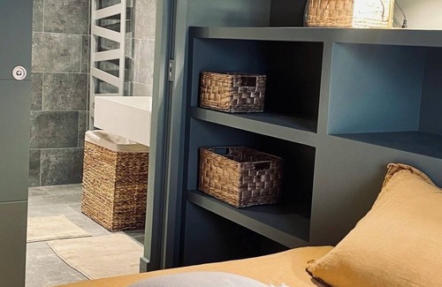 Gambetta Bed & Breakfast | Bed and breakfast, Montpellier city center