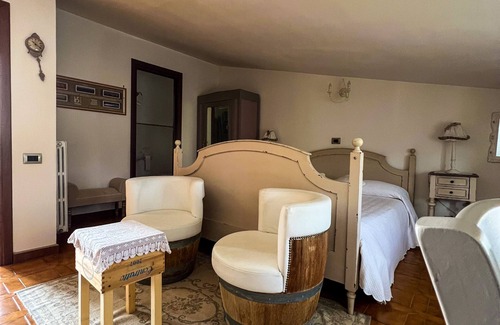 Giulianello Bed & Breakfast | Bed and Breakfast Nero Buono