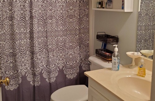 Midland House | Bed and Breakfast Personal Chef (Mudroom)