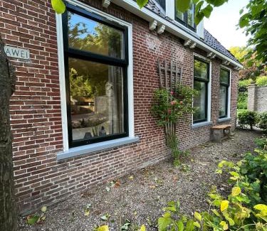 Koarnjum Bed & Breakfast | Bed and Breakfast Stinzenflora
