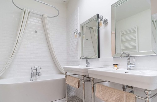 Latresne House | Bed and breakfast Tilleul - 15 minutes from downtown Bordeaux