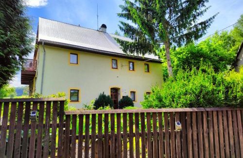 Velka Bukovina Bed & Breakfast | Bed and Breakfast Tvrz
