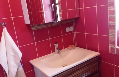 Althofen Bed & Breakfast | Bed and breakfast Weilharter - double room, separate toilet and bath/shower,