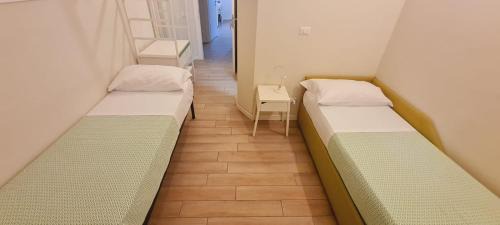 Quartiere XV Della Vittoria House | Bed&BikeRome ROOMS
