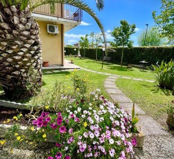 Forte dei Marmi Hotel | Bed&Breakfast Villa Lorena