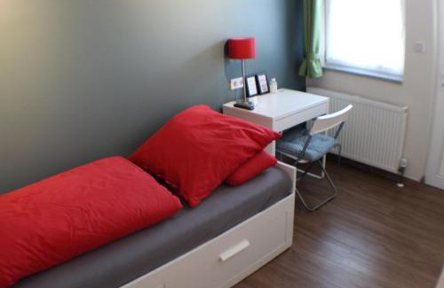 Unterrath House | Bed Taste