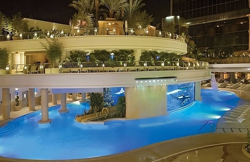 Downtown Las Vegas Hotel | Bed Type Assigned at Check-in at Golden Nugget Las Vegas
