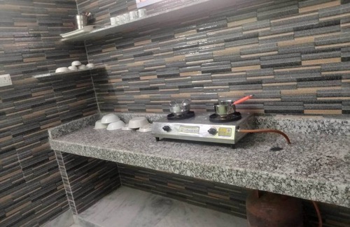 Gaya Apartment | Bedrooms with Private Bath, Spacious Kitchen - 501