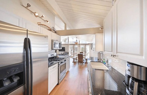 West Newport Condo | Beds for 14 People! | Oceanview & Garden Patios | Steps to Sand | A Newport Beach Standout!