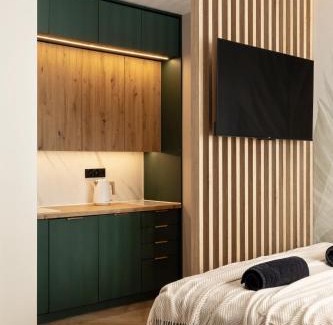 Tychy Apartment | Bedthoven Premium Self Check-in & Parking