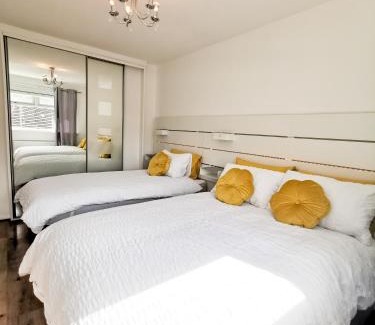 Merthyr Tydfil House | Bee At Home
