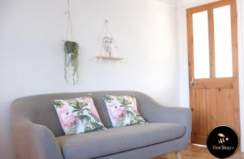 Warrington Apartment | Bee Stays - Ambleside House