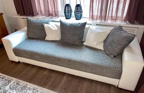 Arcen House | BeejMig