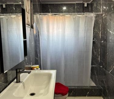 Potaro-Siparuni Apartment | Beez Apartments 3 bedroom