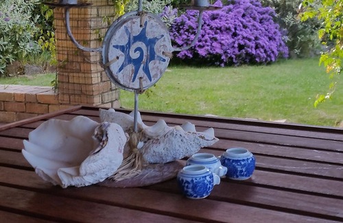 Orford House | Beezneez B&B - beautiful garden setting