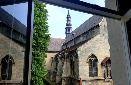 Tongeren House | Begijnhof kamer Kerkzicht
