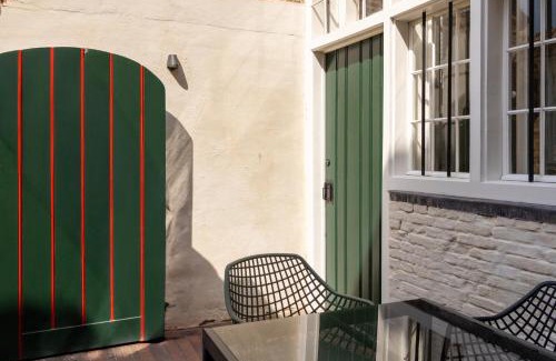 Turnhout Bed & Breakfast | Begijnhofpoort Vakantiehuis