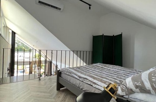 Balatonkenese Villa | Beige Villa Balatonkenese