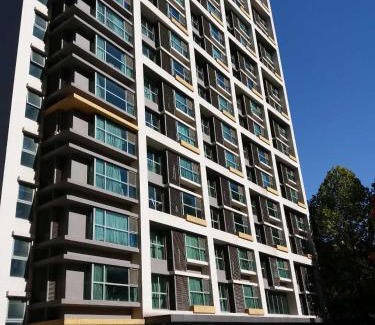 Middle Chaoyang Apartment | Beijing Seasons Park Serviced Apartments