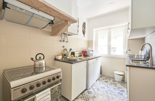 Belem Apartment | Belém Light Filled Apartment, by TimeCooler