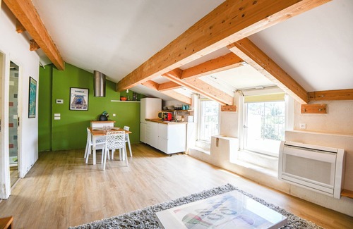 Roucas-Blanc Apartment | Bel appart avec terrasse et vue sur Notre-Dame