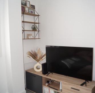 Antony Apartment | Bel appartement Antony, 8min RER B à pied, proche Paris et Orly