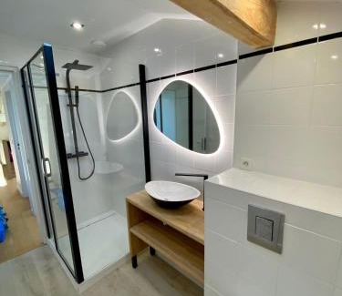 Kokotia Apartment | Bel appartement vue mer - 1er rang front de mer