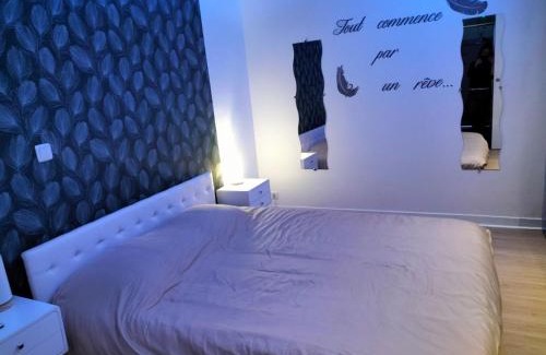 Lamballe Apartment | Bel appartement t2 rdc tout équipé avec cour les cocons de Madenn